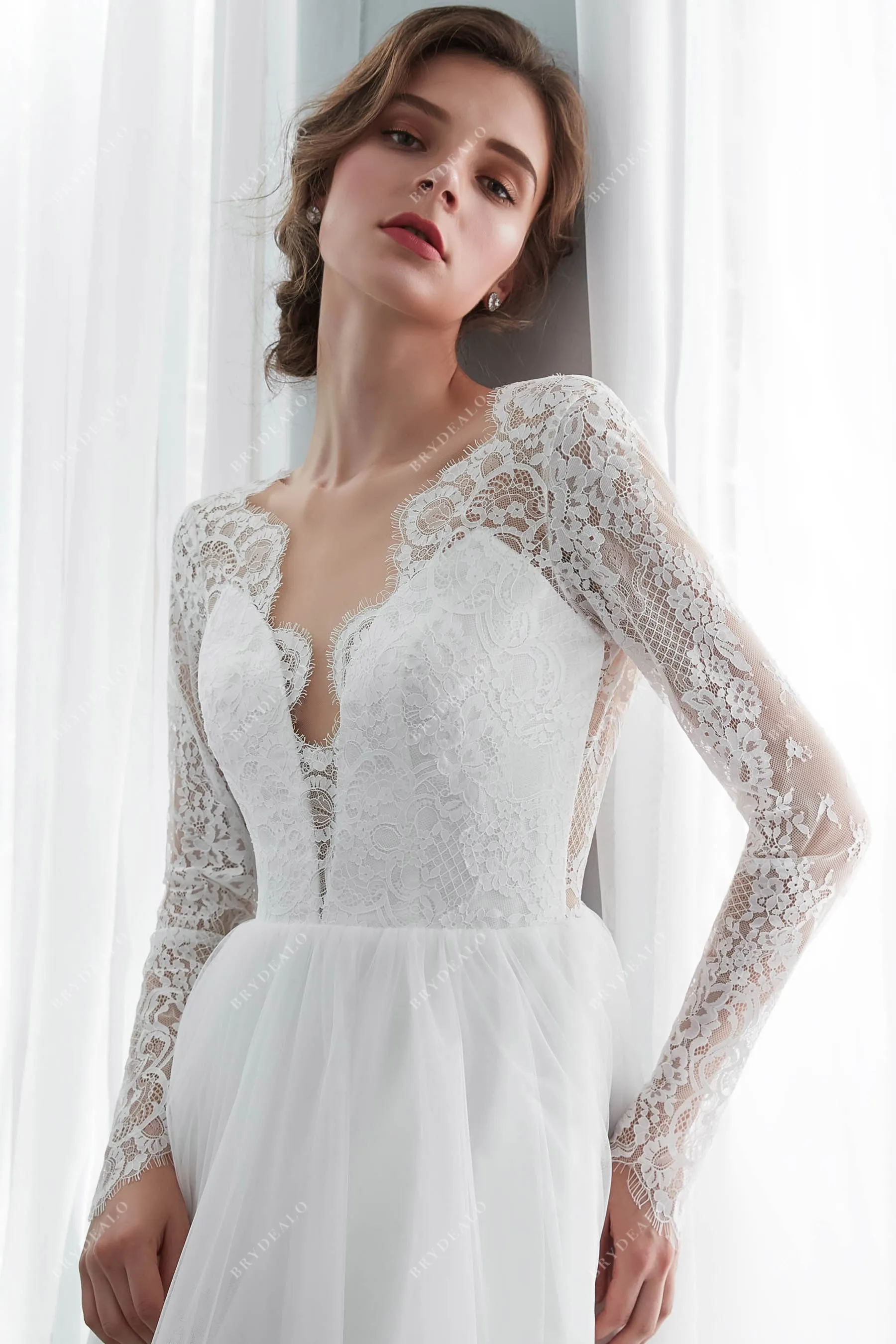 Boho Lace Illusion Long Sleeve Scallop Neck Summer Wedding Dress