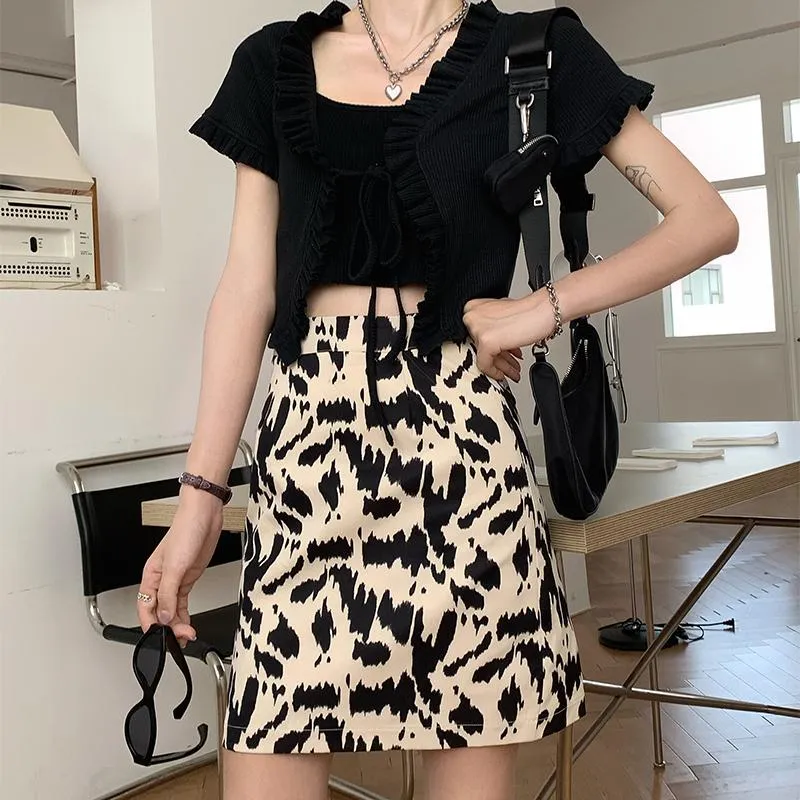 Retro Aesthetic Animal Abstract Print Mini Skirt