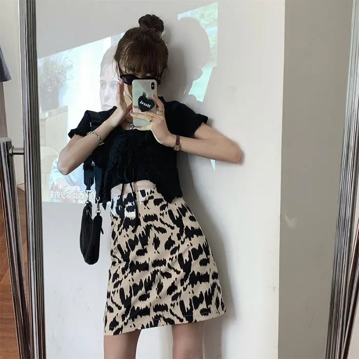 Retro Aesthetic Animal Abstract Print Mini Skirt