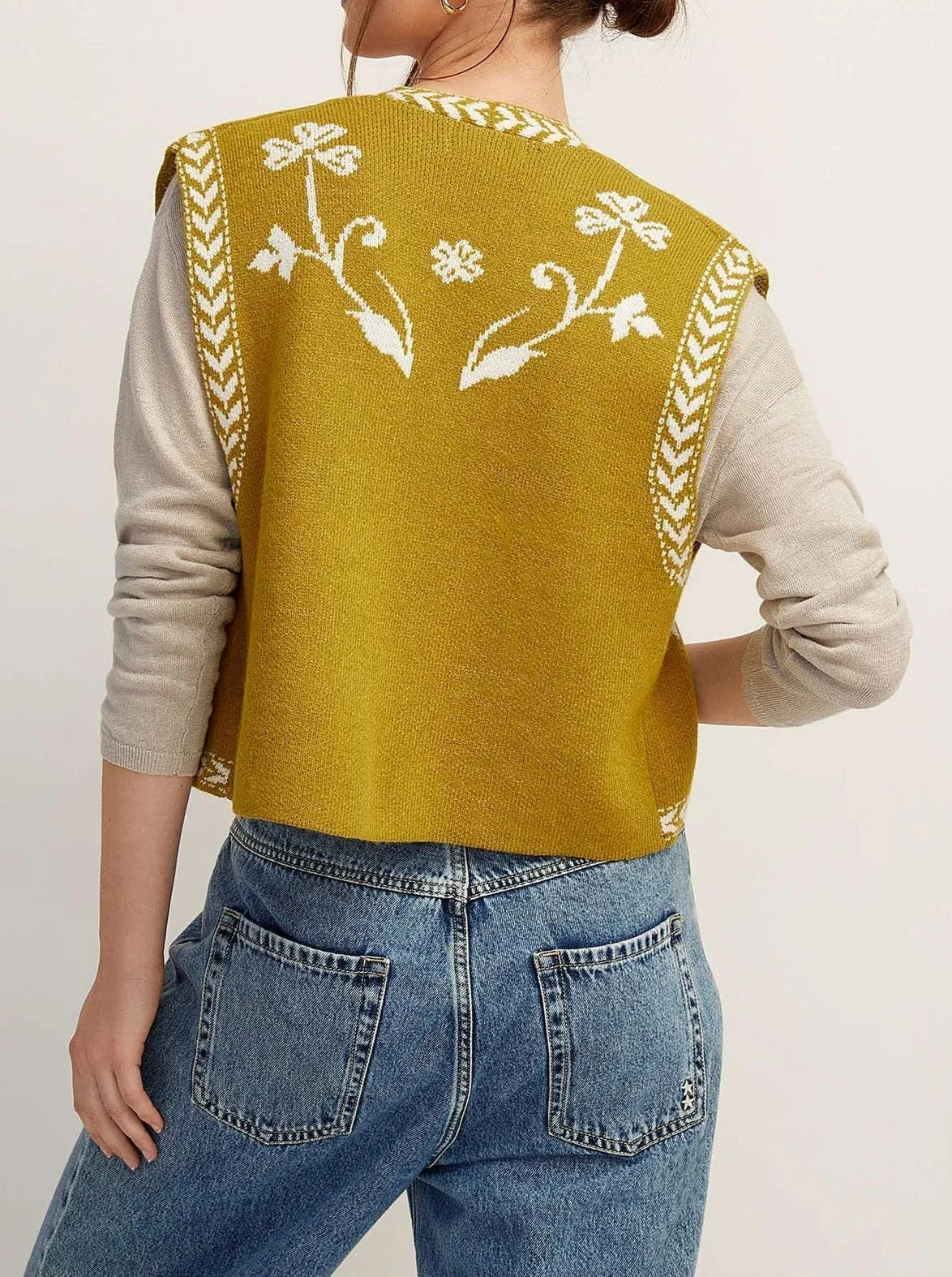 Sleeveless designer knitted vest top